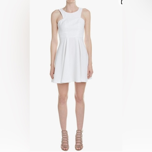 BCBGeneration Contrast Lace-Panel Dress- White/ Size 0 - Picture 2 of 9